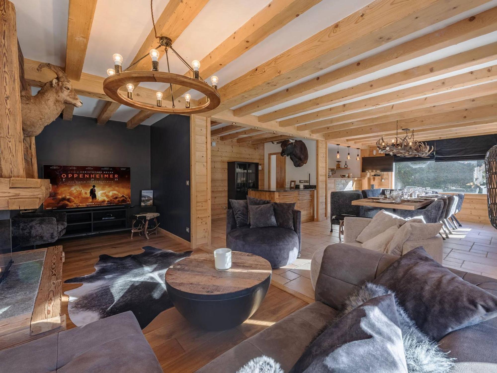 Superbe Pour 14 Pers. Avec Spa, Cheminee Et Fitness, A 10 Min Du Centre De - Fr-1-754-17 Chalet *